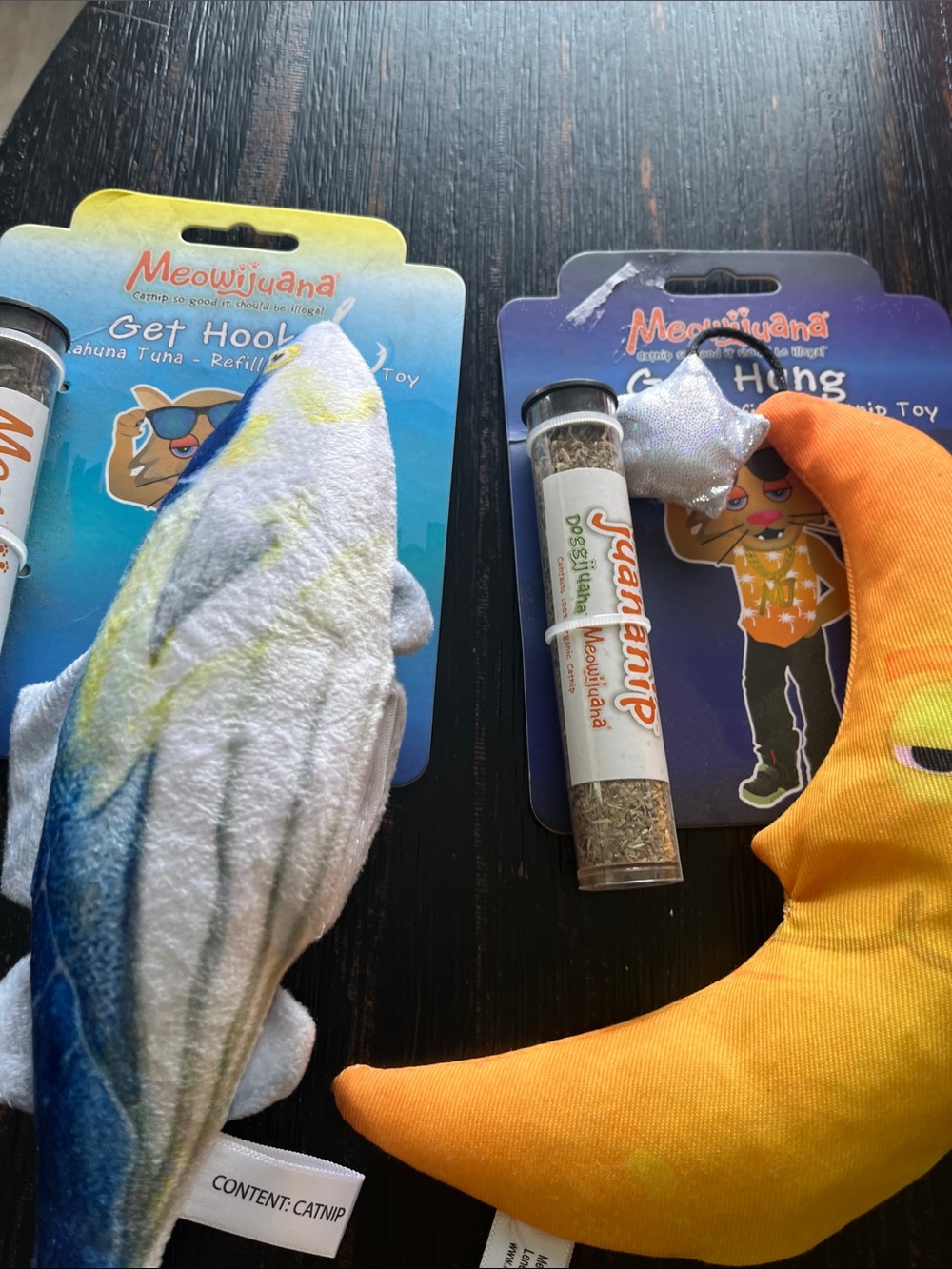 Meowijuana Catnip Fish & Moon Toys - White/Blue Fish, Orange Moon
